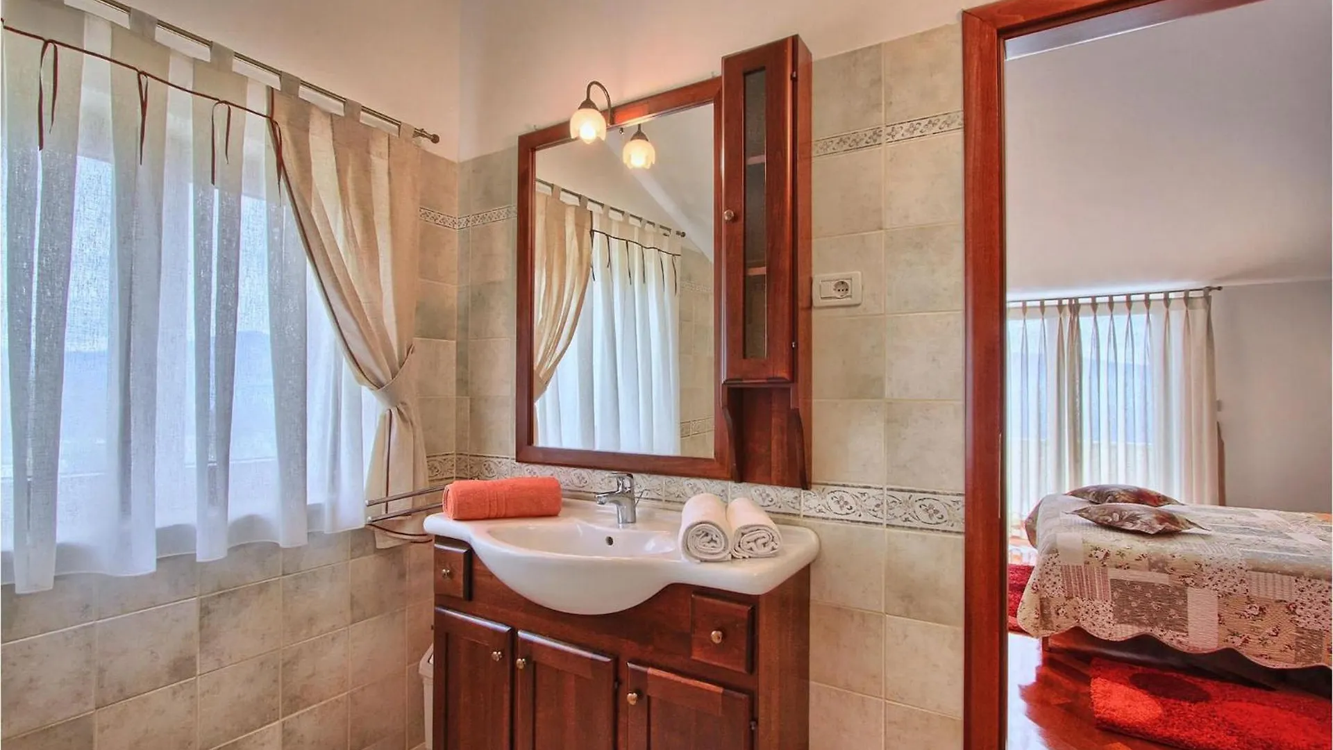 Villa Runko Benazici