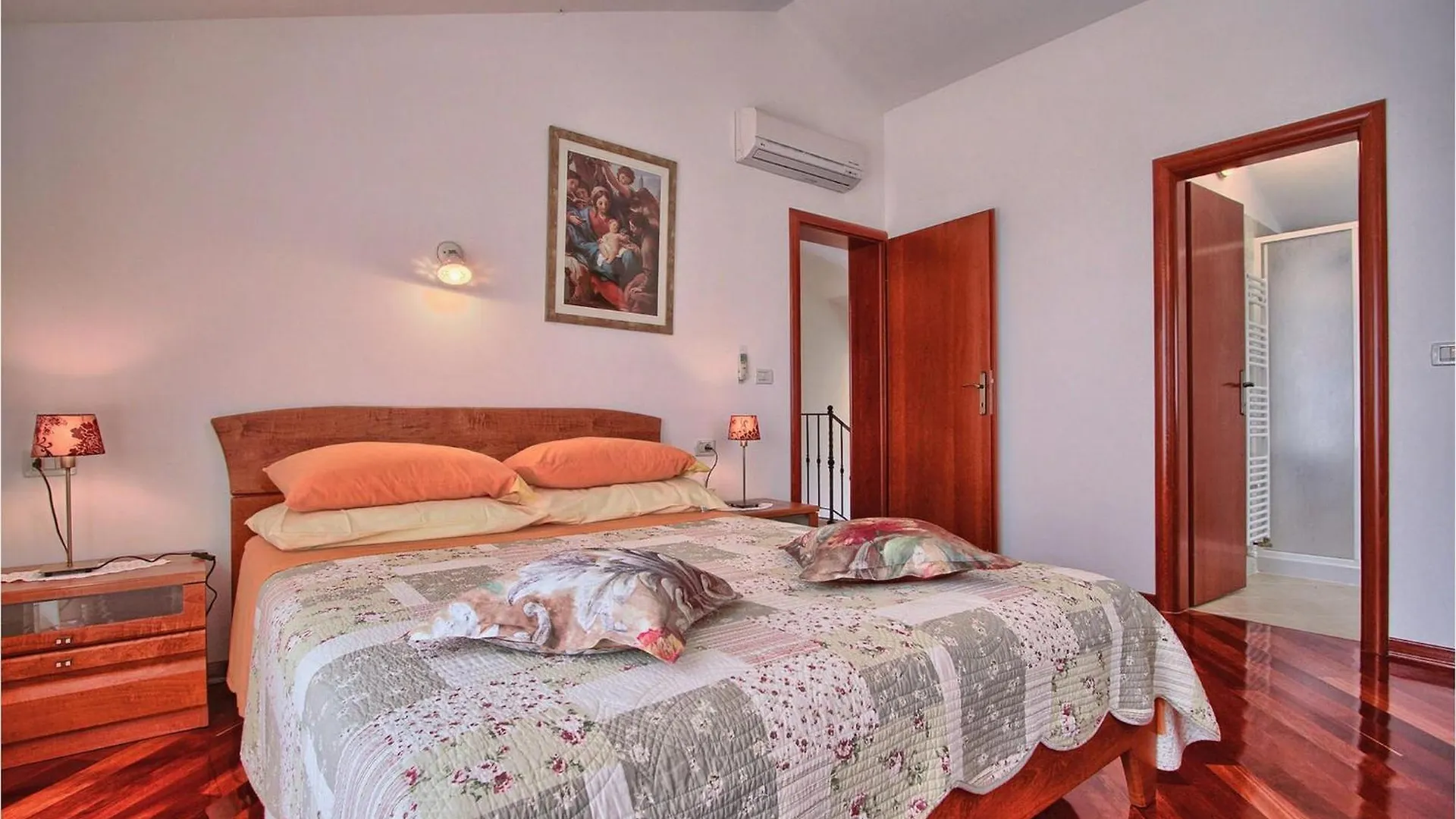 Holiday home Villa Runko Benazici