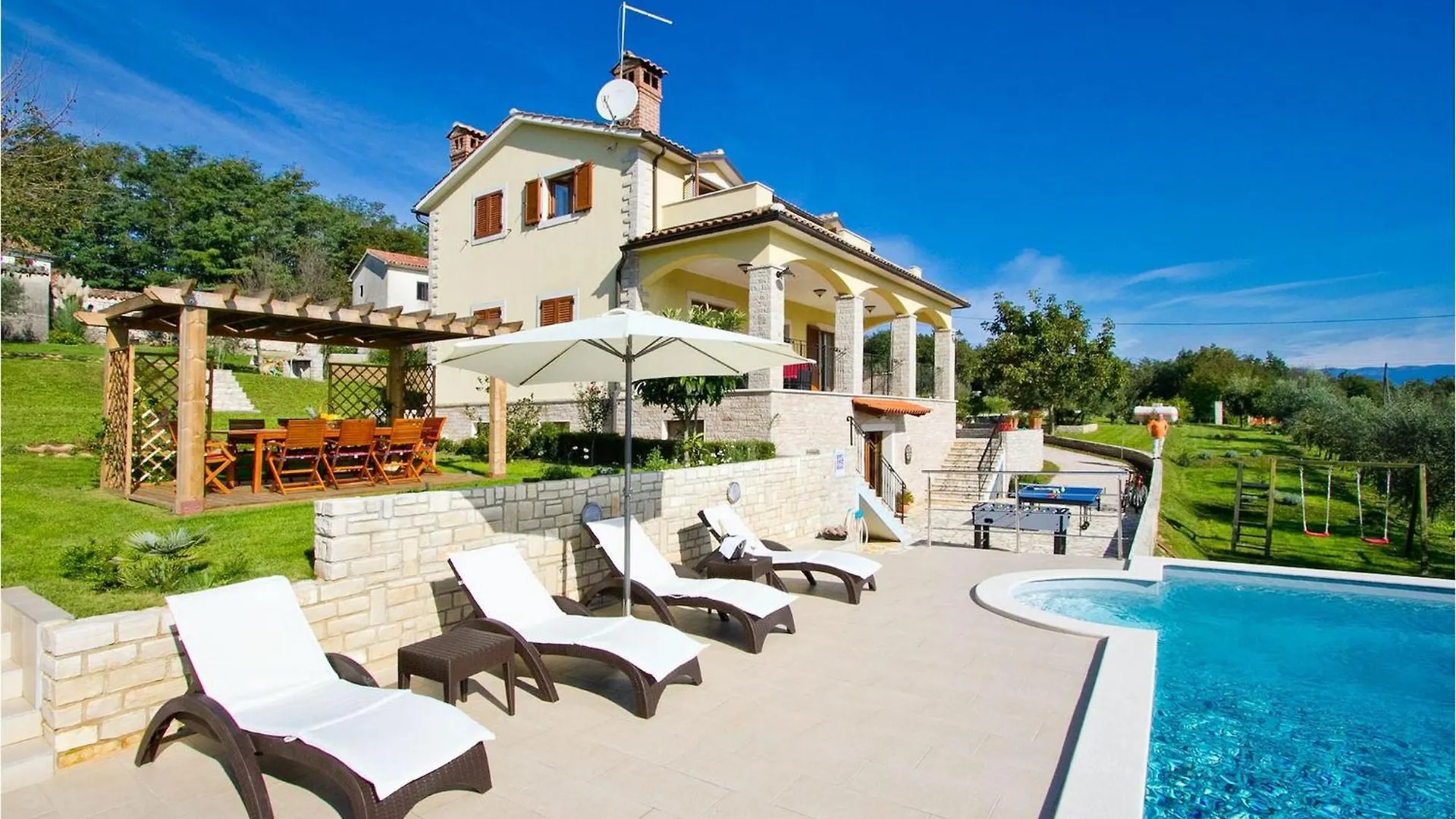 Holiday home Villa Runko Benazici